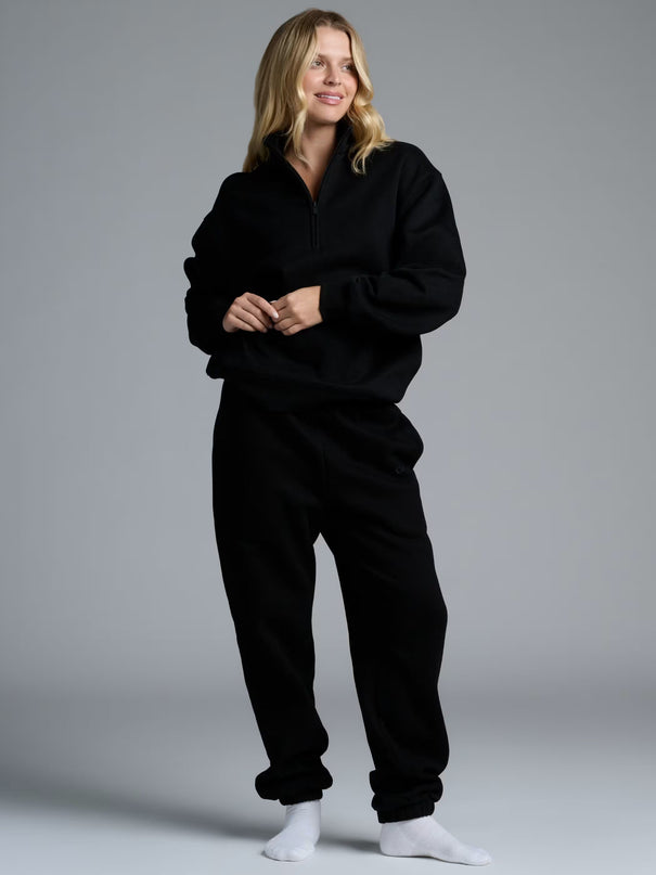 EVORA® Basic Quarter Zip Mock Neck