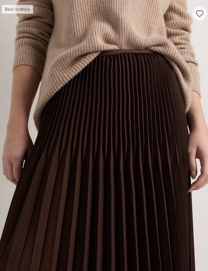 EVORA® Pleated Matte Midi Skirt