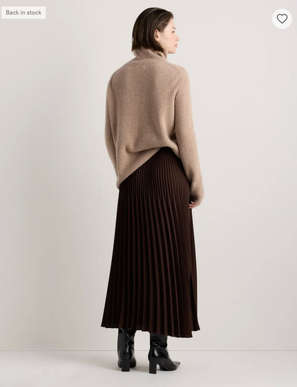 EVORA® Pleated Matte Midi Skirt