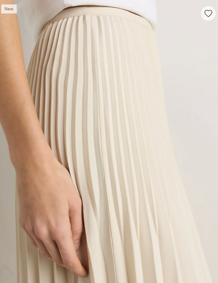 EVORA® Pleated Matte Midi Skirt